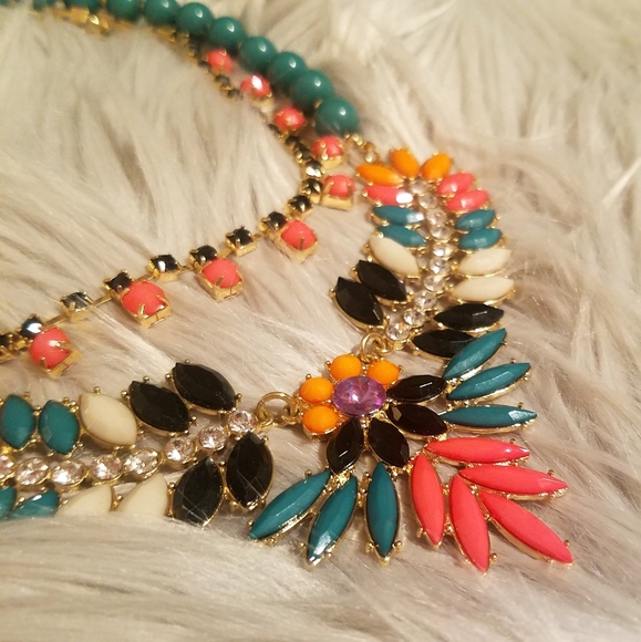 🎉HP🎉 NWOT Gemma Simone Statement Necklace 📿 - Picture 2 of 4